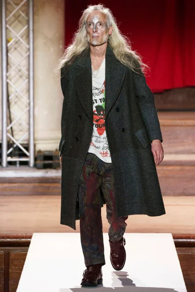 Look 12